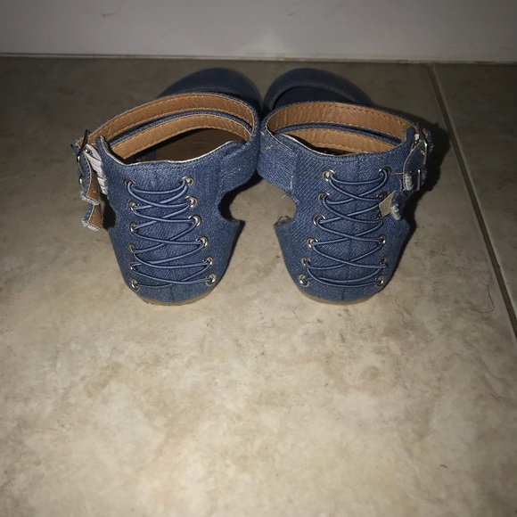 Blue Sandals - Picture 2 of 3